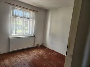 Prodej rodinného domu, Dubí, 302 m2