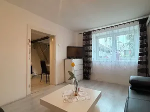 Prodej rodinného domu, Počenice-Tetětice, 37 m2