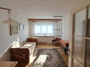 Prodej bytu 3+1, Kraslice, Čs. armády, 67 m2