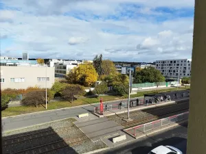 Pronájem bytu 2+1, Praha - Vysočany, Poděbradská, 77 m2