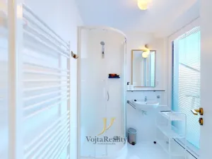 Pronájem bytu 1+kk, Olomouc - Hodolany, Řezníčkova, 37 m2