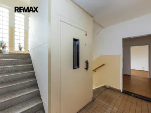 Pronájem bytu 3+1, Praha - Záběhlice, Bělčická, 74 m2