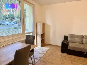 Prodej bytu 3+1, Třebíč, Zahraničního odboje, 73 m2