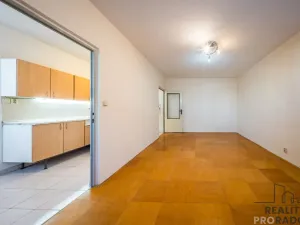 Prodej bytu 2+1, Hodonín, nám. Osvobození, 64 m2