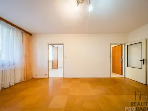 Prodej bytu 2+1, Hodonín, nám. Osvobození, 64 m2