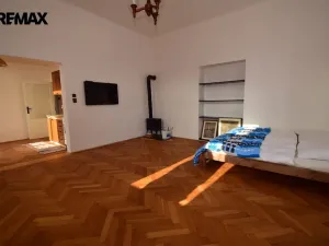 Pronájem bytu 1+kk, Písek, Chelčického, 49 m2