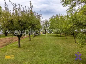 Prodej pozemku pro bydlení, Roštění, 1825 m2