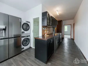 Prodej bytu 3+1, Sokolov, Závodu míru, 84 m2