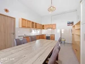Prodej rodinného domu, Třeboň - Třeboň II, Sádecká, 228 m2