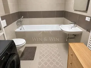 Prodej bytu 2+kk, Jince, Zborovská, 56 m2
