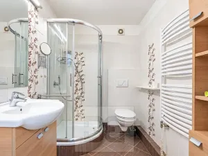 Pronájem bytu 3+1, Tuchoměřice, 70 m2