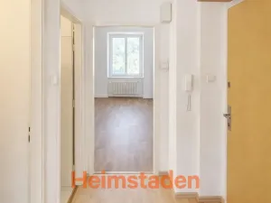 Pronájem bytu 1+1, Ostrava - Mariánské Hory, Zelená, 36 m2