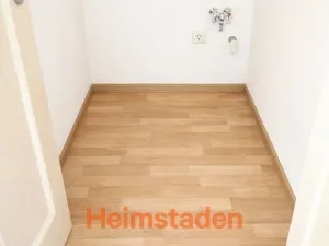 Pronájem bytu 1+1, Ostrava - Mariánské Hory, Zelená, 36 m2