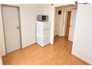 Pronájem bytu 1+1, Praha - Břevnov, Na Petynce, 25 m2
