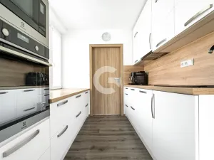 Prodej bytu 3+1, Zlín - Louky, Zábrančí I, 79 m2