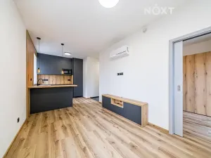 Pronájem kanceláře, Jindřichův Hradec, U Knihovny, 86 m2