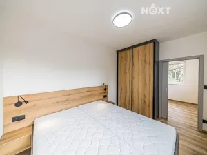 Pronájem kanceláře, Jindřichův Hradec, U Knihovny, 86 m2