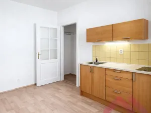 Pronájem bytu 2+kk, Praha - Řepy, Čistovická, 40 m2