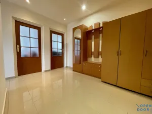 Prodej bytu 3+1, Chomutov, Pod Břízami, 61 m2