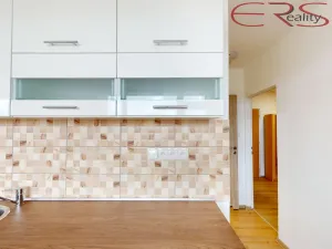 Pronájem bytu 2+1, Jablonec nad Nisou, Budovatelů, 57 m2
