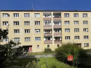 Pronájem bytu 1+1, Karlovy Vary, Sládkova, 35 m2