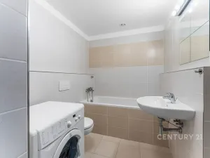 Prodej bytu 1+kk, Praha - Háje, Loosova, 34 m2