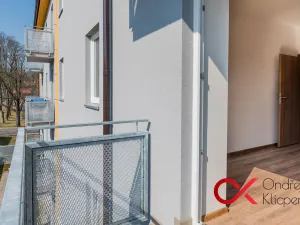 Pronájem bytu 2+kk, Milovice, Kaštanová, 44 m2