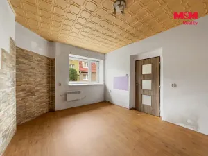 Prodej bytu 1+1, Povrly, Školní, 43 m2
