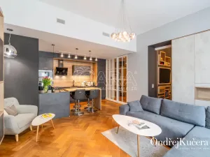 Prodej bytu 1+kk, Praha - Nové Město, Dlážděná, 61 m2
