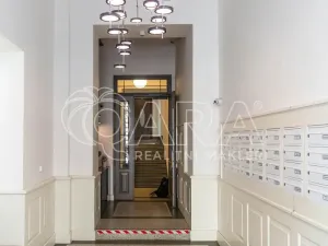 Prodej bytu 1+kk, Praha - Nové Město, Dlážděná, 61 m2