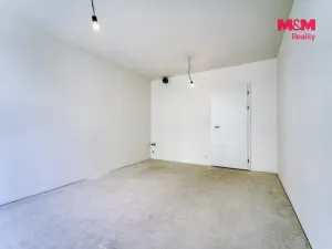 Prodej bytu 1+kk, Praha - Prosek, Čakovická, 27 m2