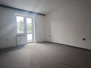 Pronájem bytu 2+kk, Vsetín, Družstevní, 37 m2