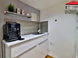 Pronájem obchodního prostoru, Olomouc, Tylova, 38 m2
