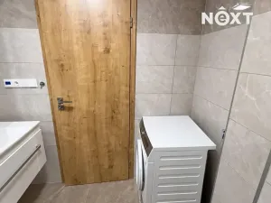 Pronájem bytu 3+kk, České Budějovice, Stradonická, 69 m2
