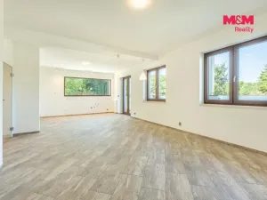 Prodej rodinného domu, Hradečno, 198 m2