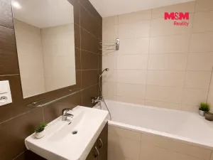 Pronájem bytu 2+kk, Praha, Jeremiášova, 46 m2