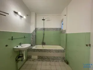 Pronájem bytu 2+1, Praha - Karlín, Sokolovská, 84 m2