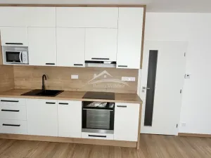 Pronájem bytu 1+kk, Havlíčkův Brod, U Cihláře, 35 m2
