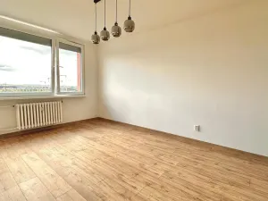 Prodej bytu 2+kk, Kladno - Kročehlavy, Na růžovém poli, 40 m2