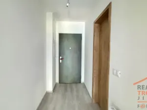 Pronájem bytu 1+kk, Hradec Králové, Pod Zámečkem, 27 m2