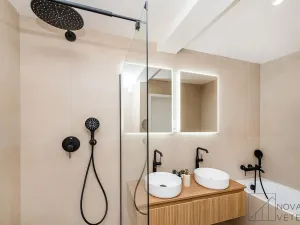 Prodej bytu 3+kk, Praha - Holešovice, Komunardů, 90 m2