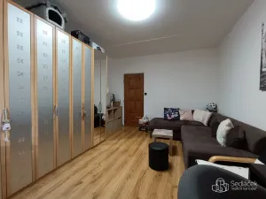Prodej bytu 2+1, Sokolov, Slavíčkova, 64 m2