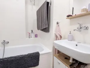 Prodej bytu 2+1, Olomouc - Klášterní Hradisko, Na hrázi, 43 m2