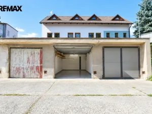 Pronájem garáže, Hradec Králové, 23 m2