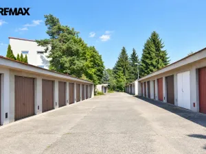 Pronájem garáže, Hradec Králové, 23 m2