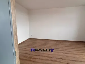 Pronájem bytu 1+1, Žatec, Dukelská, 44 m2