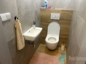 Pronájem bytu 4+kk, Trhové Sviny, Pekárenská, 86 m2