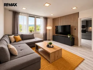 Prodej bytu 1+1, Karlovy Vary - Stará Role, Fibichova, 35 m2