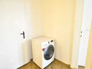 Pronájem bytu 3+1, Praha - Libeň, Krejčího, 82 m2