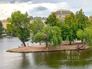 Pronájem bytu 3+1, Praha, Hořejší nábřeží, 94 m2